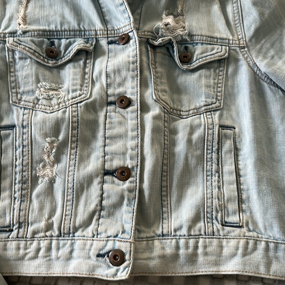 Forever 21 Light Blue Distressed Jean Jacket - Picture 5 of 9